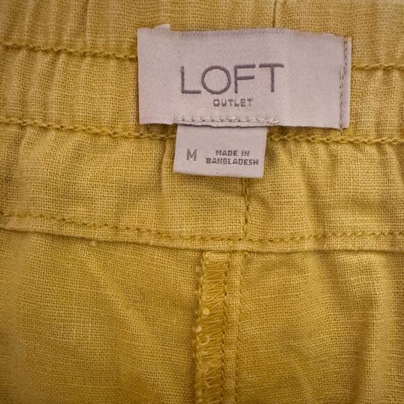 LOFT Linen Blend Running Short with Pom Pom Detailing in Yellow Size M - Picture 3 of 7